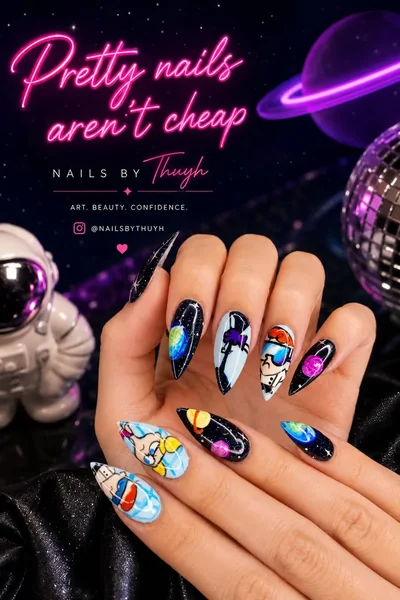 Cat eye chrome nails with reflective metallic shimmer — luxury nail studio Austin TX by Nails by Thuy